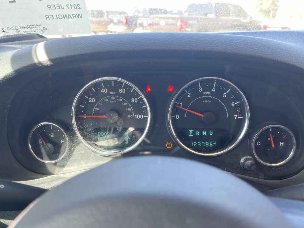2017 Jeep WRANGLER - photo 18