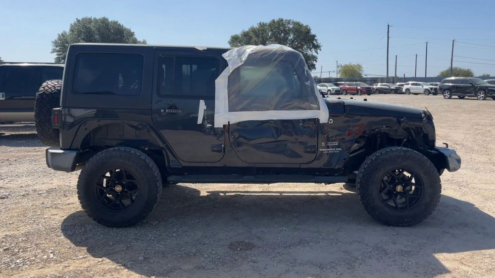 2017 Jeep WRANGLER - photo 6