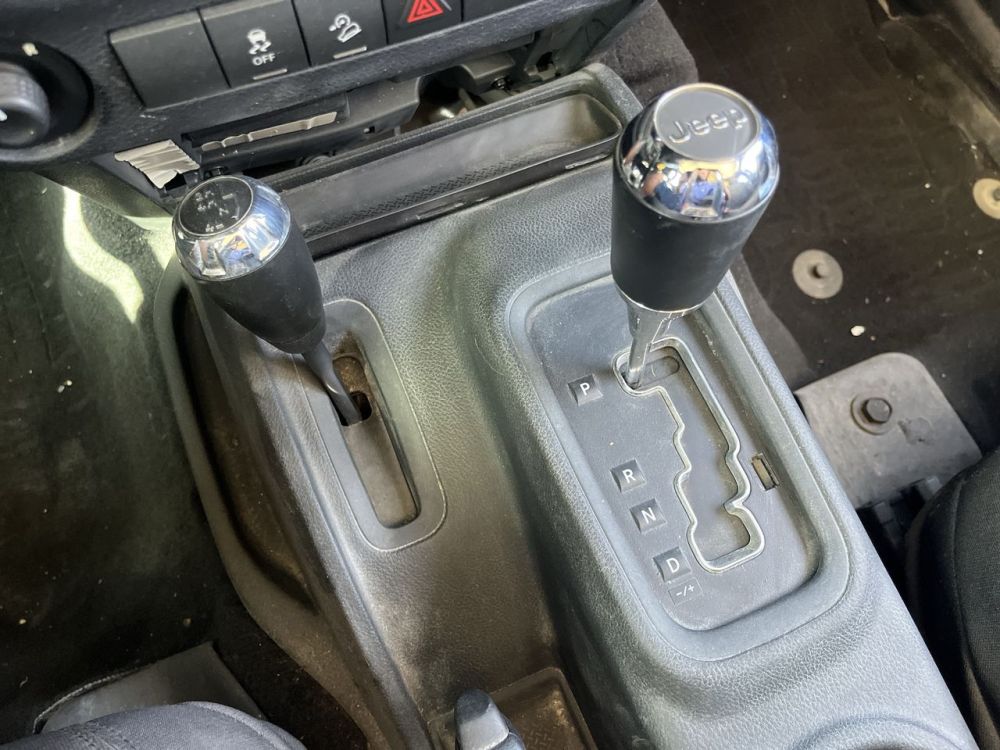 2017 Jeep WRANGLER - photo 10