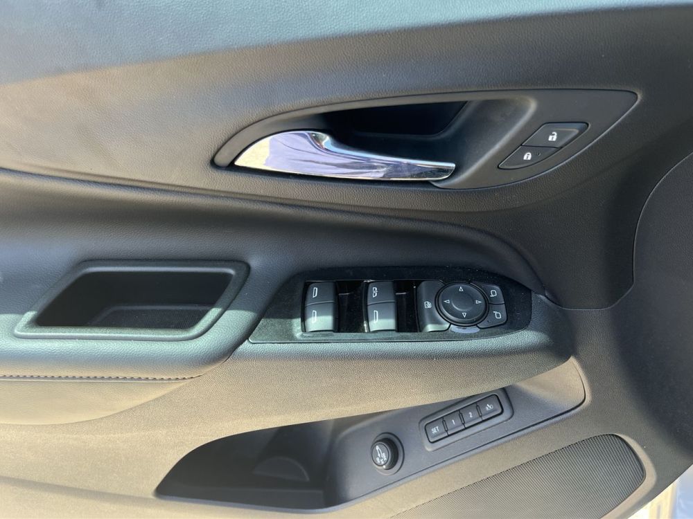 2024 Chevrolet EQUINOX PREMIER - photo 19