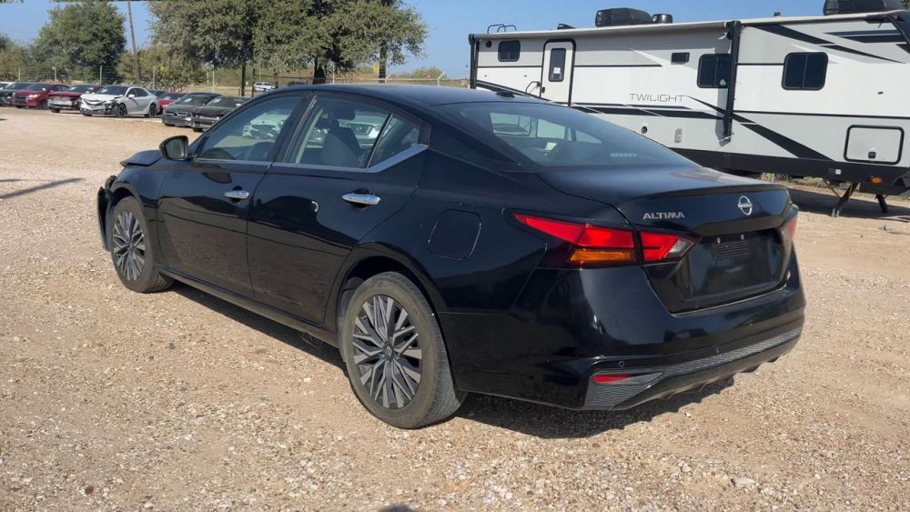2023 Nissan ALTIMA SV FWD - photo 3