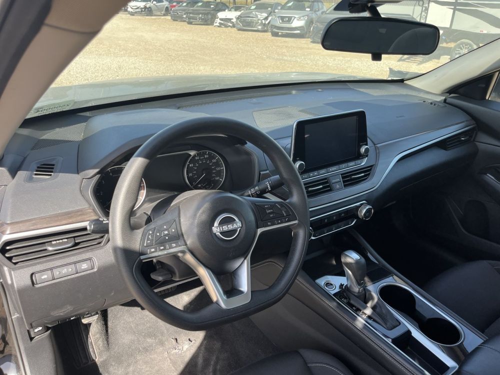 2023 Nissan ALTIMA SV FWD - photo 22