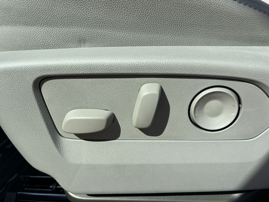 2025 Chevrolet Silverado - photo 21