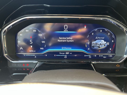 2025 Chevrolet Silverado - photo 9