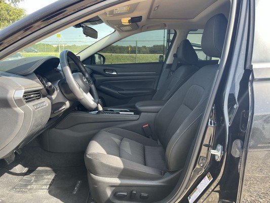 2024 Nissan Altima - photo 20