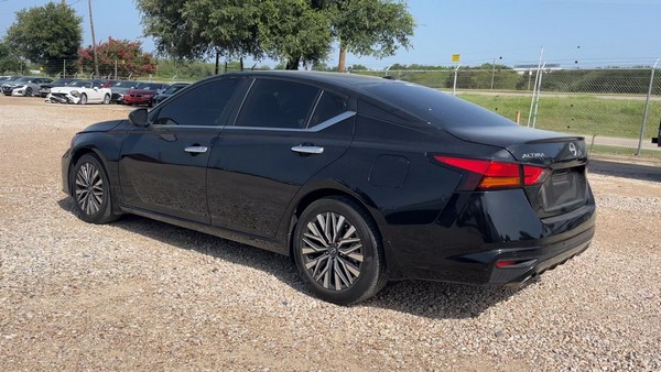 2024 Nissan Altima - photo 3