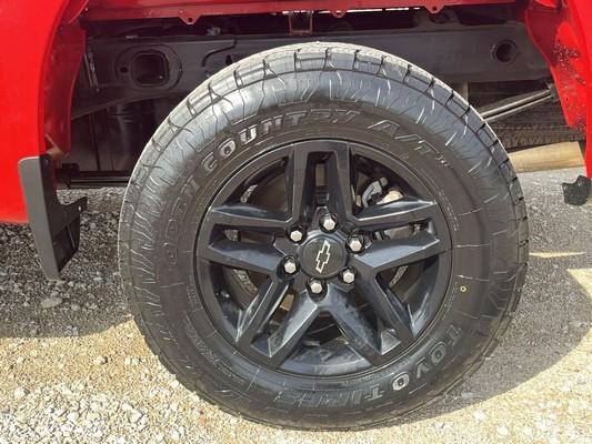 2020 Chevrolet Silverado - photo 11
