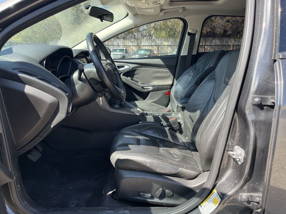 2016 Ford FOCUS SE - photo 15