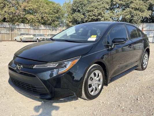 2025 Toyota Corolla - photo 1