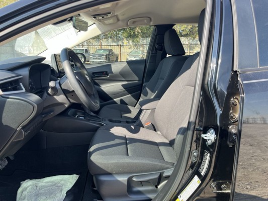 2025 Toyota Corolla - photo 18