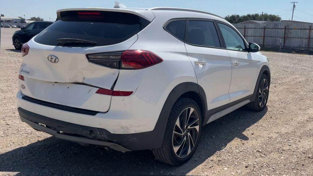 2019 Hyundai TUCSON SPORT - photo 5