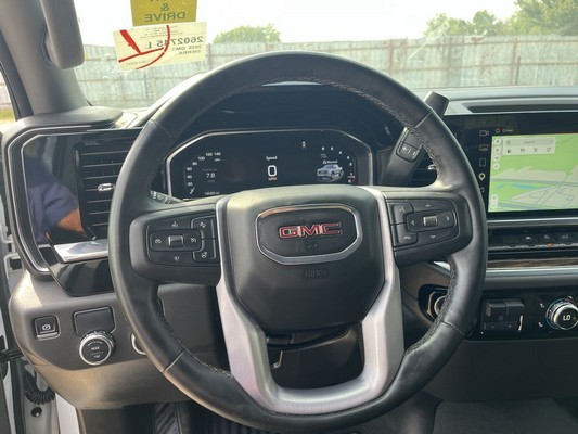 2025 GMC Sierra - photo 16
