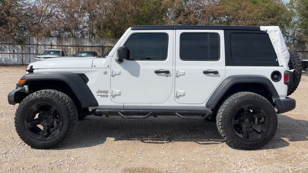 2018 Jeep Wrangler - photo 2