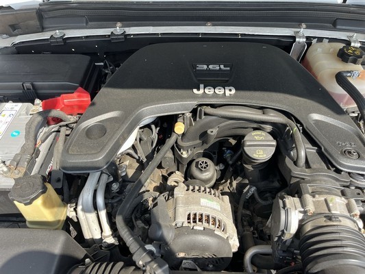 2018 Jeep Wrangler - photo 12