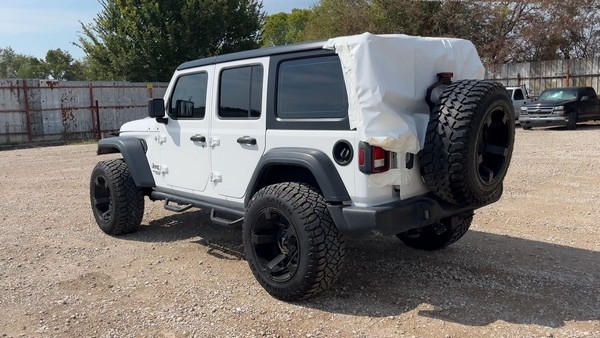 2018 Jeep Wrangler - photo 3