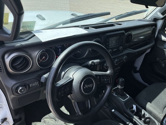 2018 Jeep Wrangler - photo 23