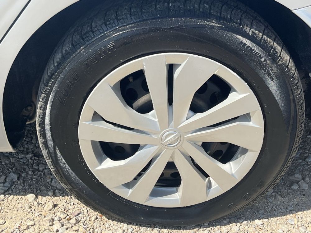 2021 Nissan VERSA SV - photo 17