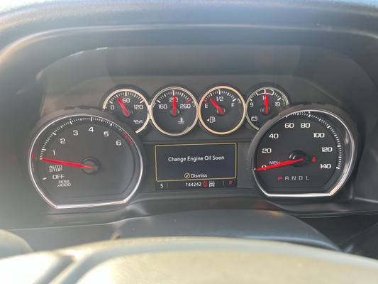 2020 Chevrolet Silverado - photo 12