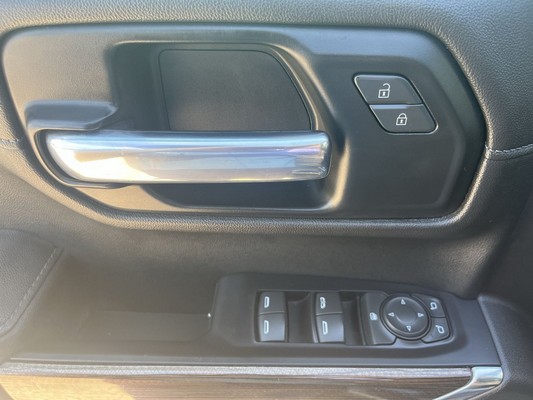2020 Chevrolet Silverado - photo 23