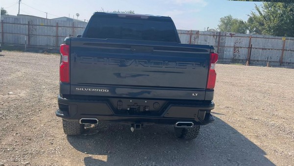 2020 Chevrolet Silverado - photo 4