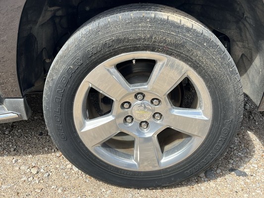 2016 Chevrolet Suburban - photo 20