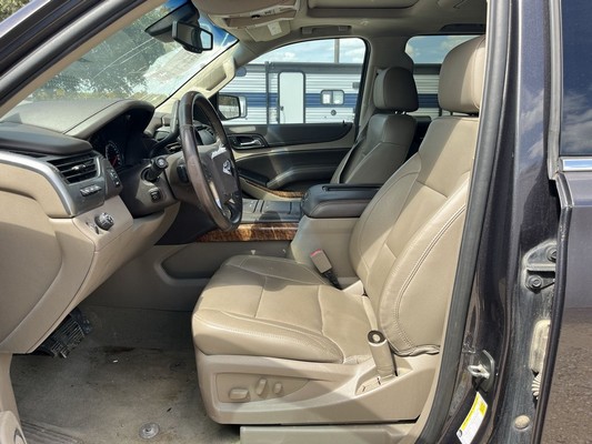2016 Chevrolet Suburban - photo 21