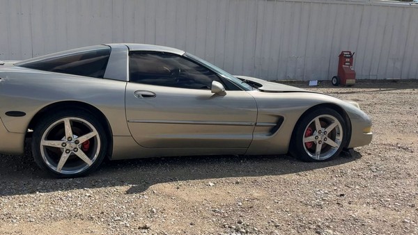 1999 Chevrolet Corvette - photo 6