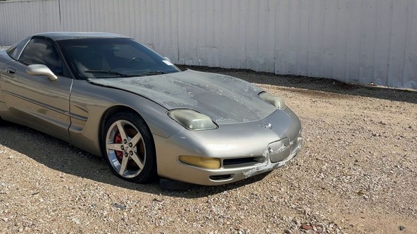 1999 Chevrolet Corvette - photo 7