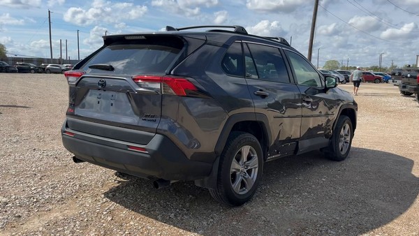 2024 Toyota Rav4 - photo 5