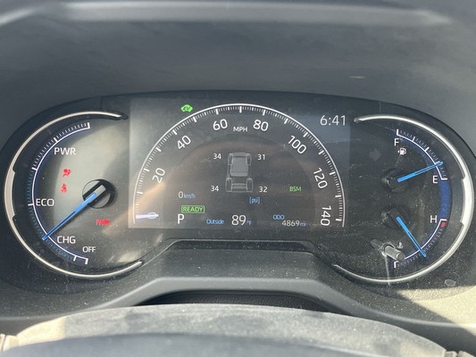 2024 Toyota Rav4 - photo 10