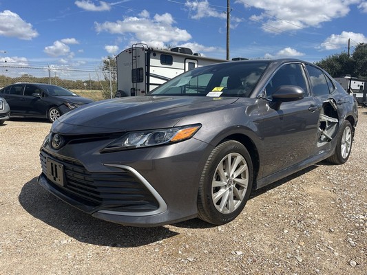 2022 Toyota Camry - photo 1