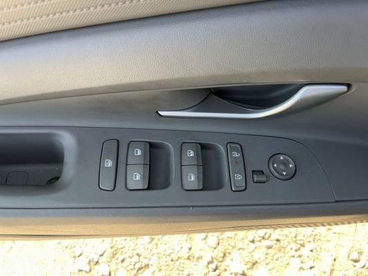 2024 Hyundai Elantra - photo 18