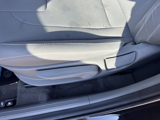2024 Hyundai Elantra - photo 23