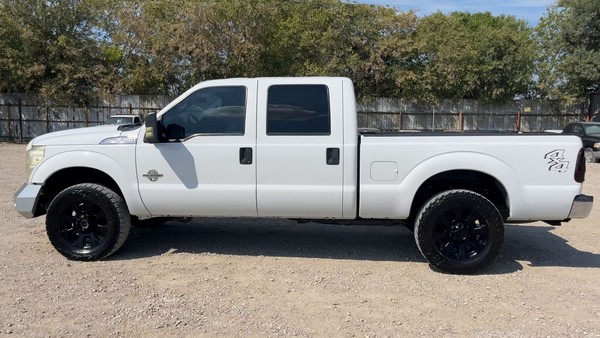 2016 Ford F250 - photo 2