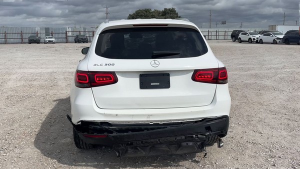 2021 Mercedes-Benz GLC 300 - photo 4
