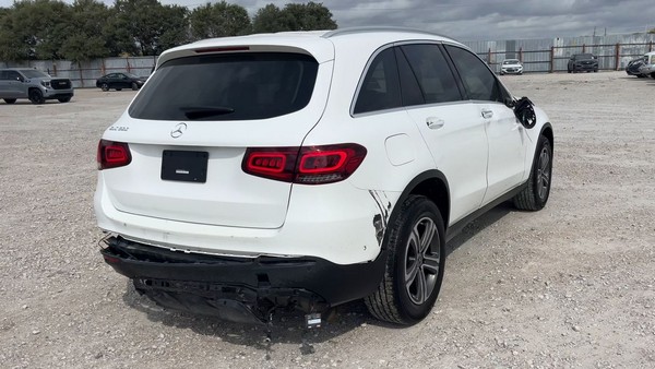 2021 Mercedes-Benz GLC 300 - photo 5