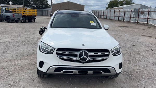 2021 Mercedes-Benz GLC 300 - photo 8