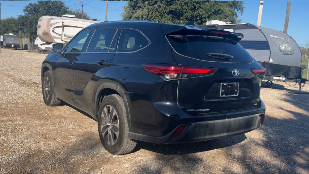 2020 Toyota HIGHLANDER XLE - photo 3