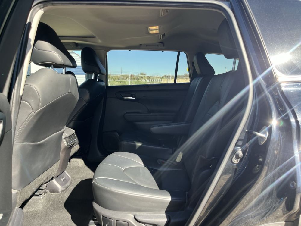 2020 Toyota HIGHLANDER XLE - photo 23
