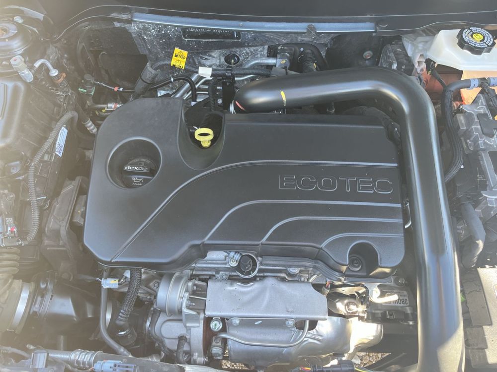 2023 Chevrolet EQUINOX LT - photo 9