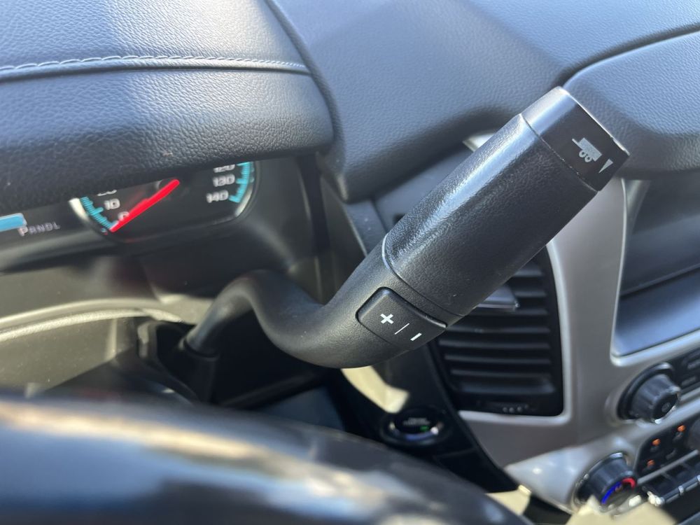 2020 GMC YUKON DENALI - photo 16