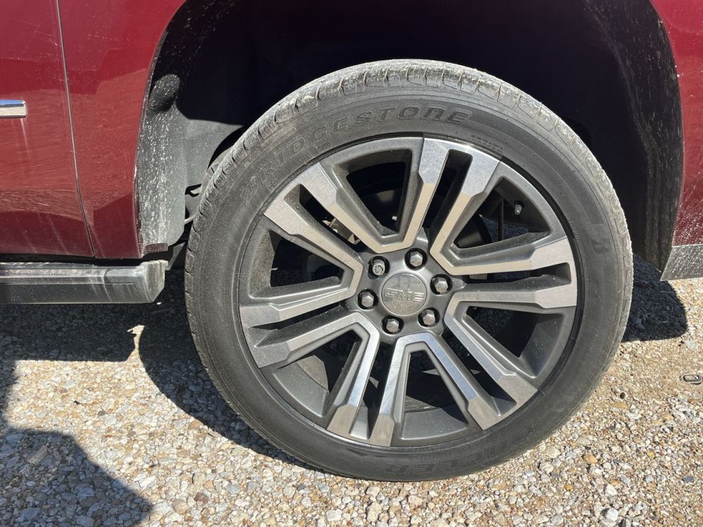 2020 GMC YUKON DENALI - photo 20