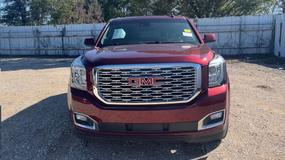 2020 GMC YUKON DENALI - photo 8