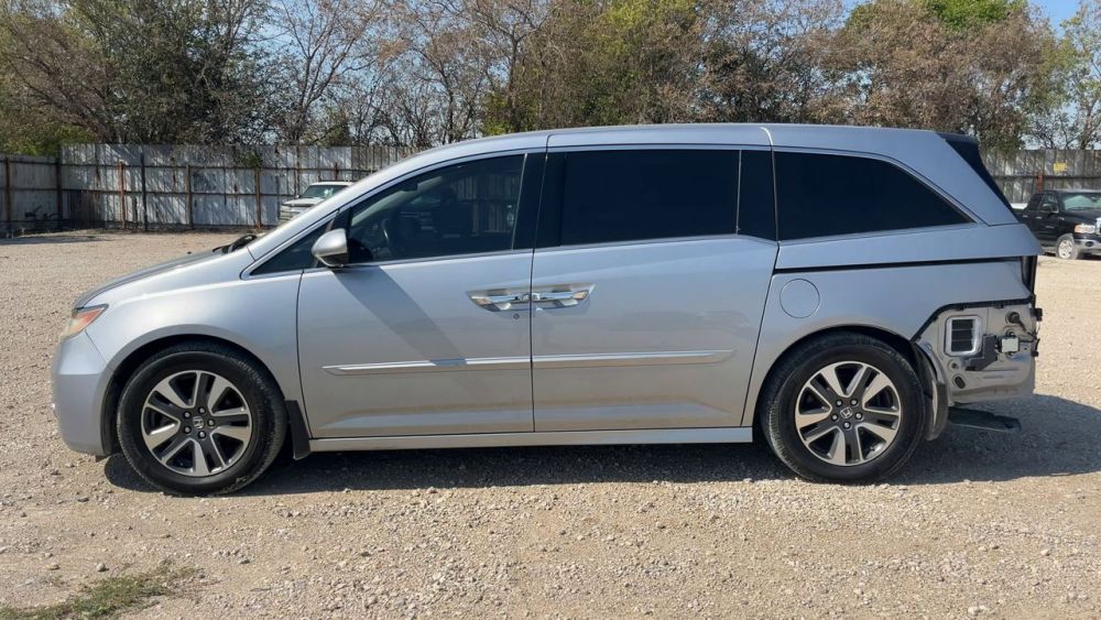 2016 Honda ODYSSEY TOURING - photo 2