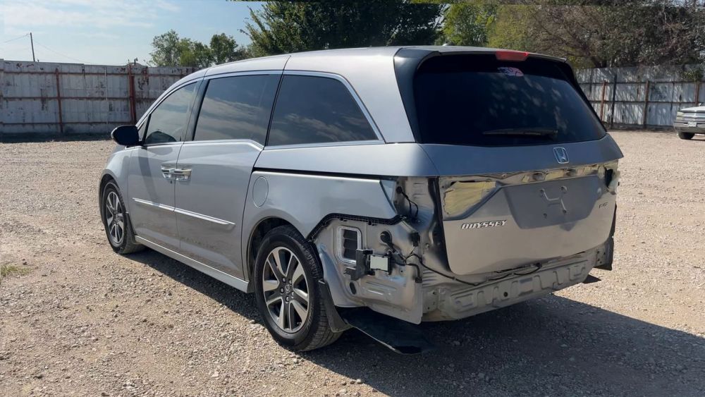 2016 Honda ODYSSEY TOURING - photo 3