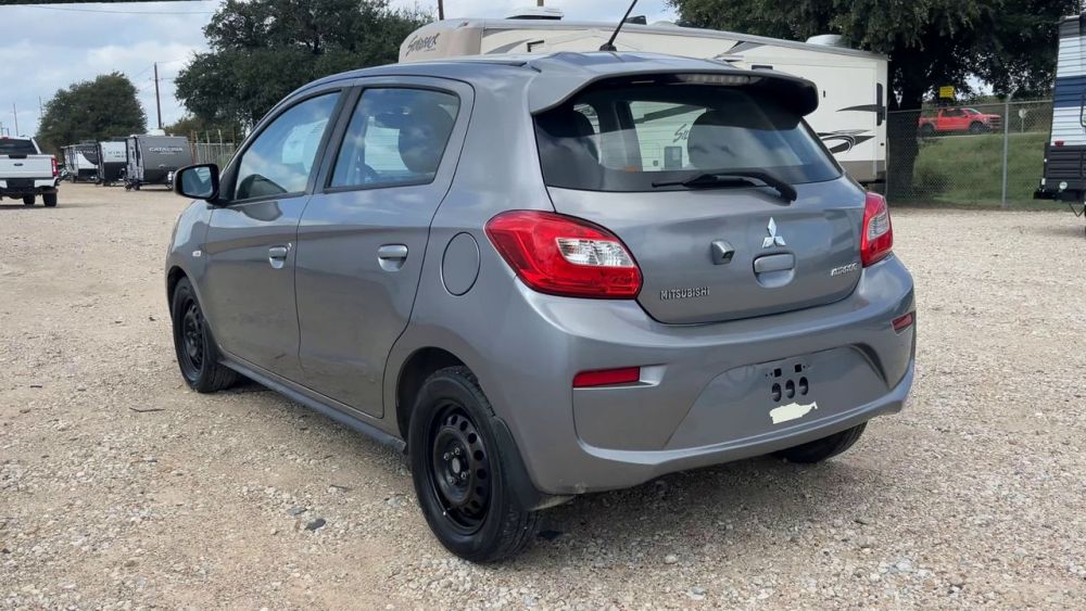 2019 Mitsubishi MIRAGE ES - photo 3
