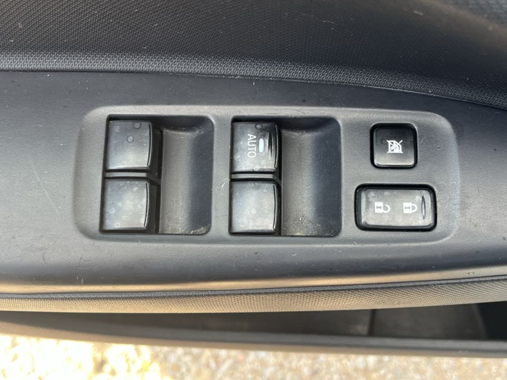 2019 Mitsubishi MIRAGE ES - photo 21