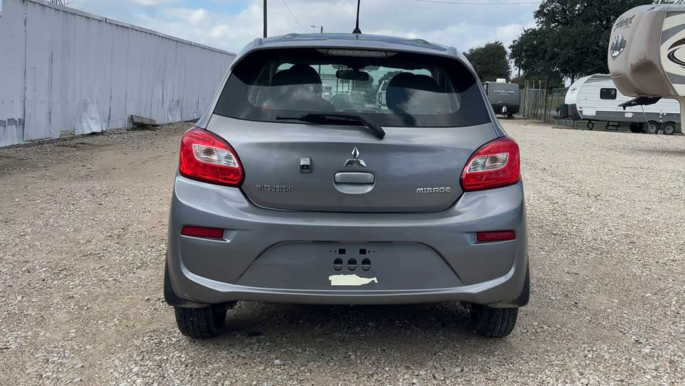 2019 Mitsubishi MIRAGE ES - photo 4