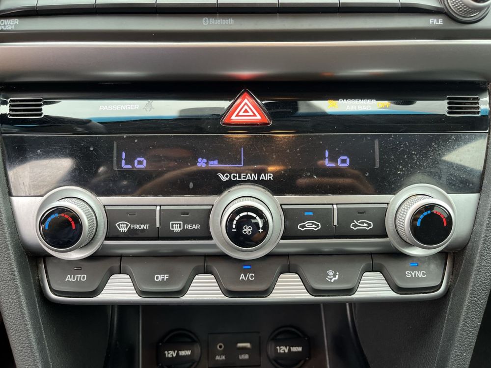 2020 Hyundai ELANTRA SE - photo 15