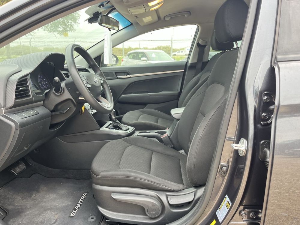 2020 Hyundai ELANTRA SE - photo 19